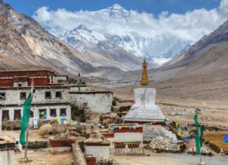 Du lịch Tây Tạng: ghé tham quan tu viện Rongbuk cao nhất thế giới